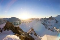 Im Cafe 3440 am Pitztaler Gletscher gibt es auch im Winter 2022/2023 das höchste Frühstück in Tirol. • © Pitztaler Gletscher/Alexander Haiden 