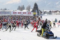 Massenstart in St. Johann in Tirol beim Koasalauf.  • © TVB Kitzbüheler Alpen