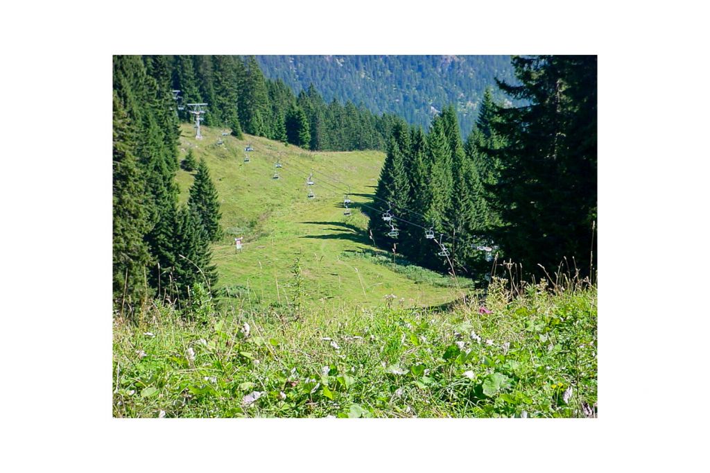 Es beginnt 2001 - Im Jahr 2001 war die Almkopfbahn noch eine Doppelsesselbahn. - © alpintreff.de - Christian Schön Es beginnt 2001 - Im Jahr 2001 war die Almkopfbahn noch eine Doppelsesselbahn. - © alpintreff.de - Christian Schön