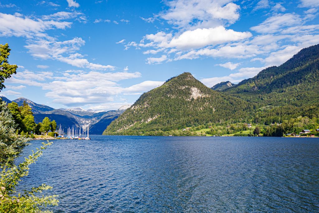 Bilder vom Grundlsee in der Steiermark - Der Grundlsee liegt im steirischen Salzkammergut. Der einzige anliegende Ort heißt ebenfalls Grundlsee.
 - © alpintreff.de - Christian Schön