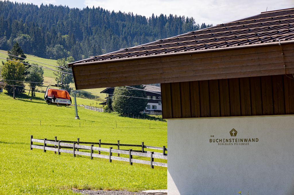 Sesselbahn im Pillerseetal - Die kuppelbare Sesselbahn startet in St. Jakob in Haus im Pillerseetal.  - © alpintreff.de - Silke Schön