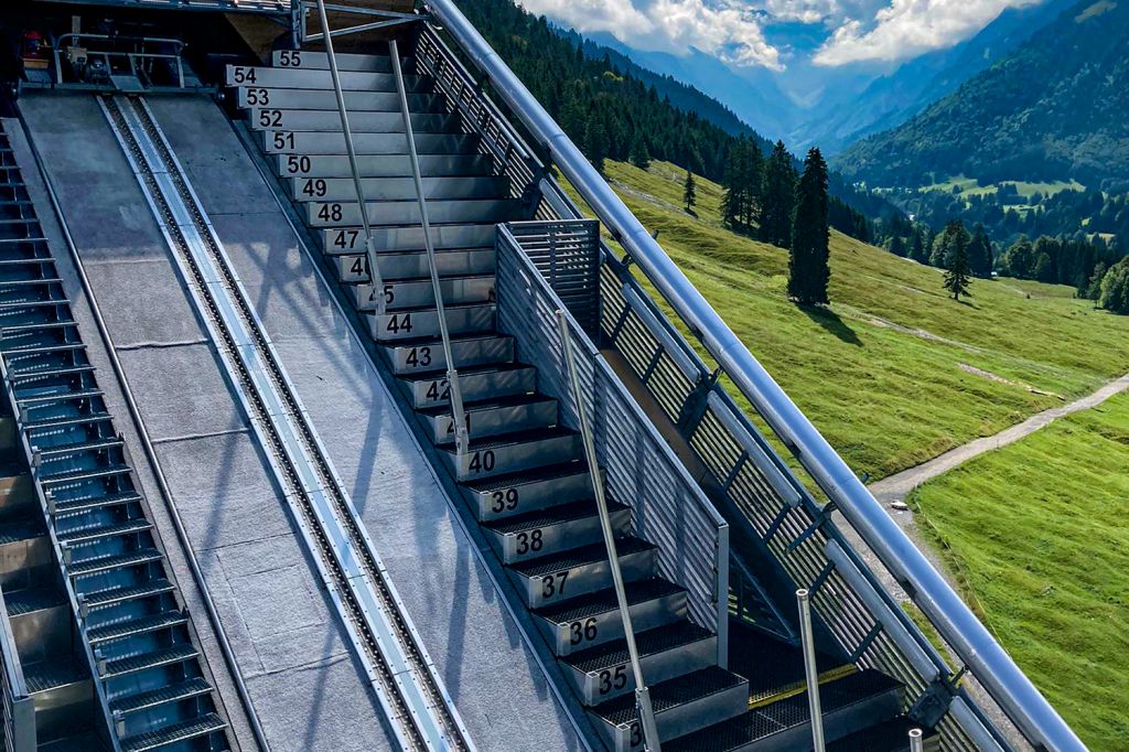 Oberstdorf Schanzen - Schon gewusst? Die Schanzen waren 2015 Drehort für einige Szenen des Films "Eddie the Eagle".  - © Maike Tyralla