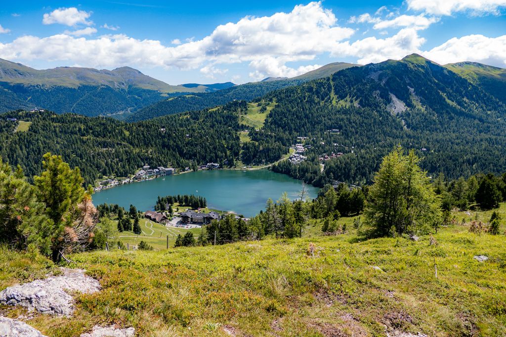 Idyllisch und überschaubar - Im Sommer ist die bergige Seelage bei Gästen beliebt. - © alpintreff.de - Silke Schön Idyllisch und überschaubar - Im Sommer ist die bergige Seelage bei Gästen beliebt. - © alpintreff.de - Silke Schön