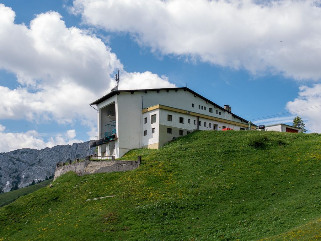 Reutte alte Hahnenkammbahn - Das ist die alte Bergstation der Pendelbahn in Reutte. - © alpintreff.de - Christian Schön