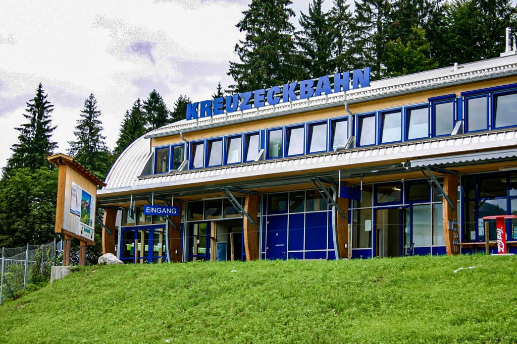 Gondelbahn Garmisch - Die Kreuzeckbahn führt vom Rand von Garmisch aus auf das namensgebende Kreuzeck. - © alpintreff.de - Christian Schön