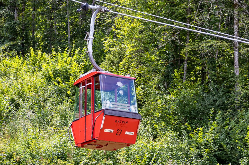 Eine der 40 Gondeln - Die Katrin-Seilbahn wurde im Jahr 1978 vom Hersteller Girak gebaut und fährt seitdem beständig auf die Katrin und zurück. - © alpintreff.de - Christian Schön