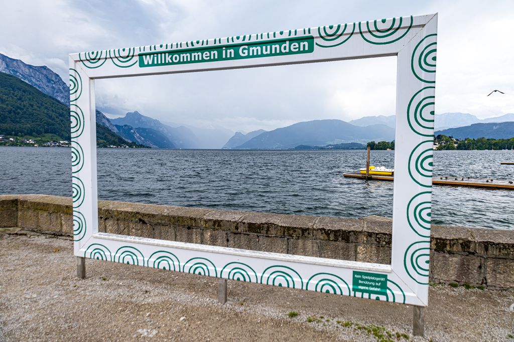 Fotopoint Gmunden  - Natürlich darf ein Bilderrahmen für das passende Traunsee-Motiv nicht fehlen. - © alpintreff.de - Christian Schön