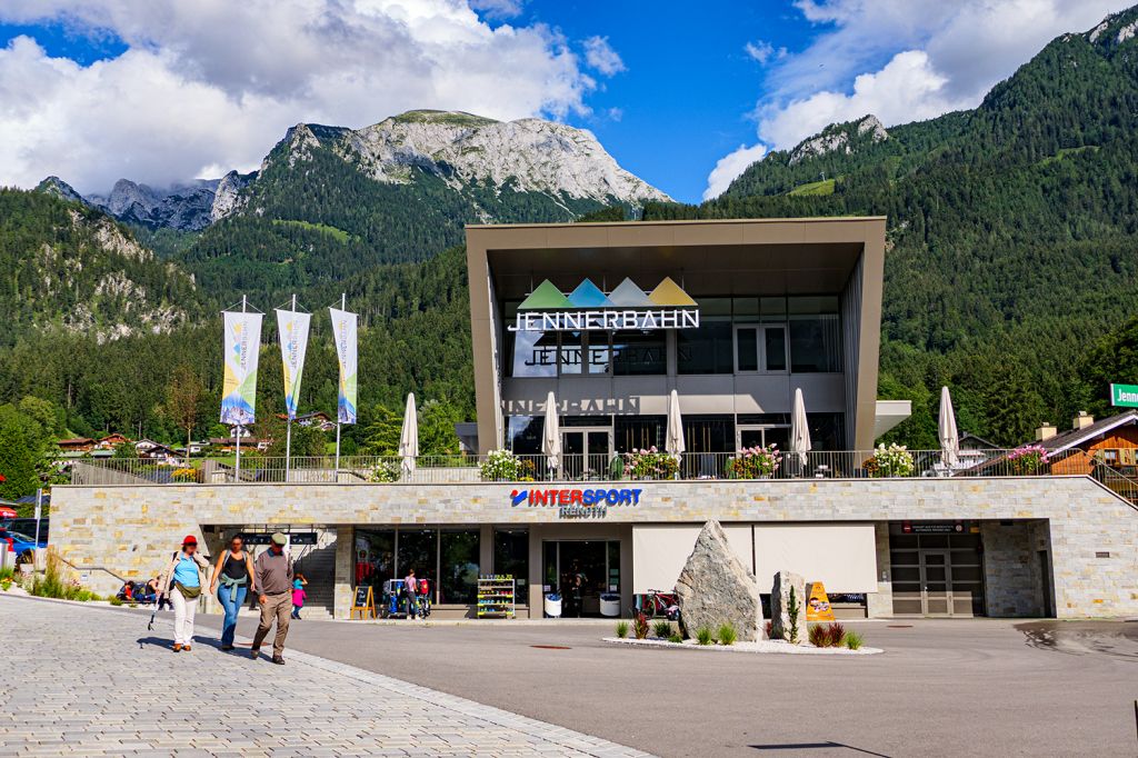 Zahlen und Fakten - Die Talstation liegt auf einer Höhe von 556 Metern, die Bergstation (von der ersten Sektion) auf 1.194 Metern. - © alpintreff.de - Christian Schön Zahlen und Fakten - Die Talstation liegt auf einer Höhe von 556 Metern, die Bergstation (von der ersten Sektion) auf 1.194 Metern. - © alpintreff.de - Christian Schön