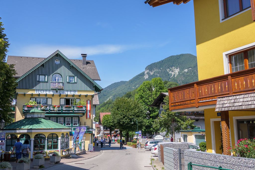 Gemütlich im Ort - Die Marktgemeinde heißt offziell seit 1951 St. Wolfgang im Salzkammergut. - © alpintreff.de - Christian Schön Gemütlich im Ort - Die Marktgemeinde heißt offziell seit 1951 St. Wolfgang im Salzkammergut. - © alpintreff.de - Christian Schön