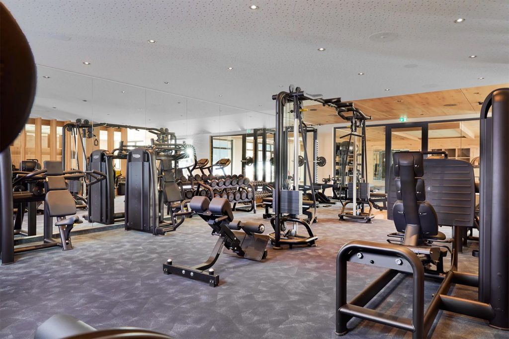 Fitness Zugspitz Resort - Das Training bleibt auf keinen Fall auf der Strecke während des Urlaubs im Zugspitz Resort. - © www.zugspitz-resort.at