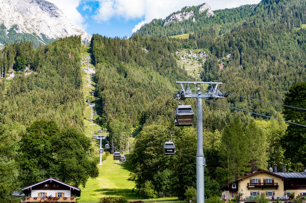 Aussichtsreich - Entsprechend schöne Aussichten hast Du, die Du während der 5-minutigen Fahrzeit genießen darfst. - © alpintreff.de - Christian Schön