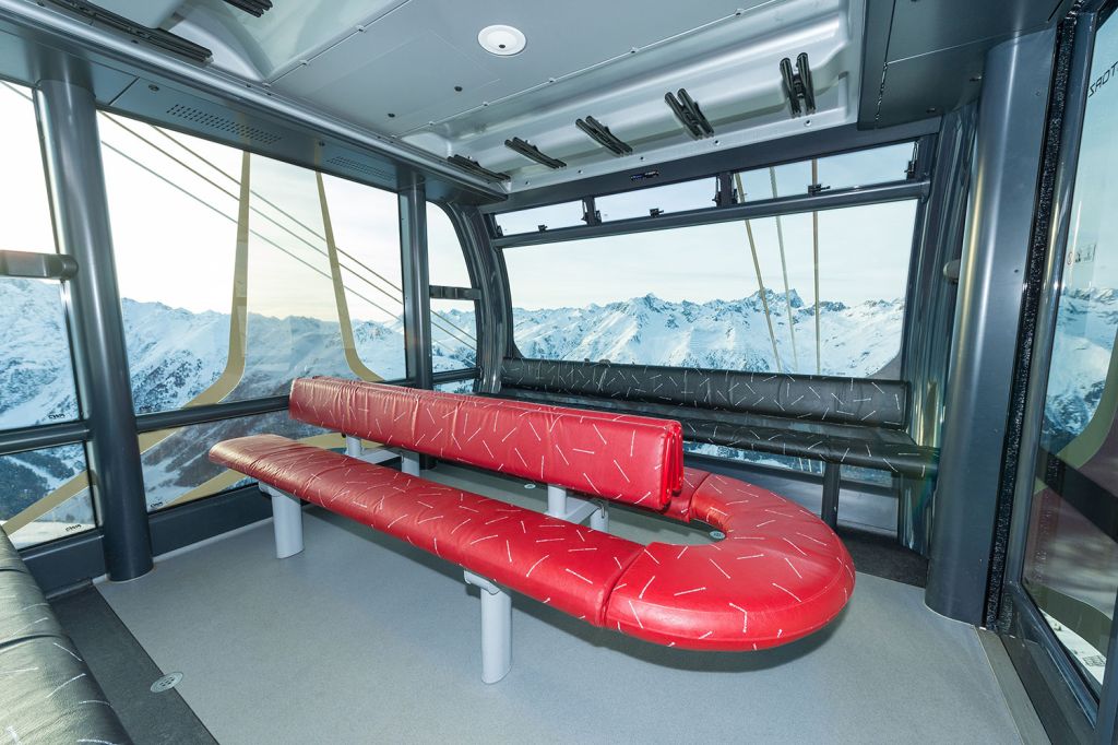 3S Pardatschgratbahn in Ischgl - Kabine von innen - So sieht die Kabine von innen aus. - © TVB Paznaun - Ischgl 3S Pardatschgratbahn in Ischgl - Kabine von innen - So sieht die Kabine von innen aus. - © TVB Paznaun - Ischgl