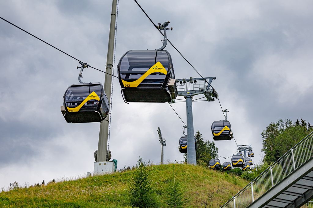 Schladming Planaibahn I - Die Einseilumlaufbahn hat eine Streckenlänge von 1.665 Metern. - © alpintreff.de - Christian Schön