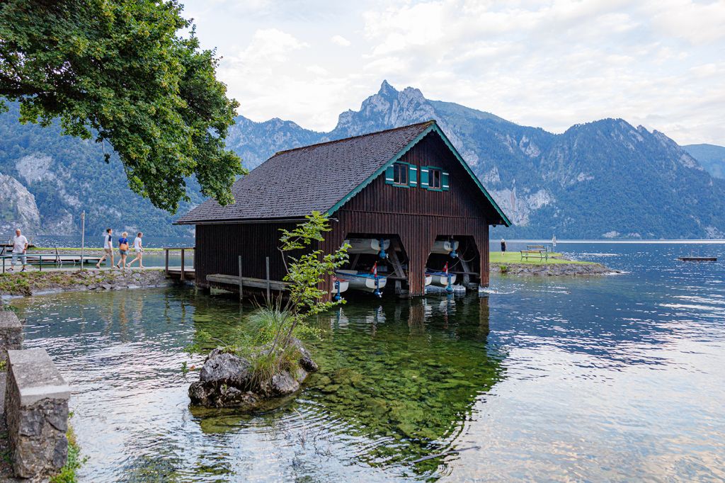 Traunsee Traunkirchen Bilder - Eindrücke aus Traunkirchen. - © alpintreff.de - Christian Schön Traunsee Traunkirchen Bilder - Eindrücke aus Traunkirchen. - © alpintreff.de - Christian Schön