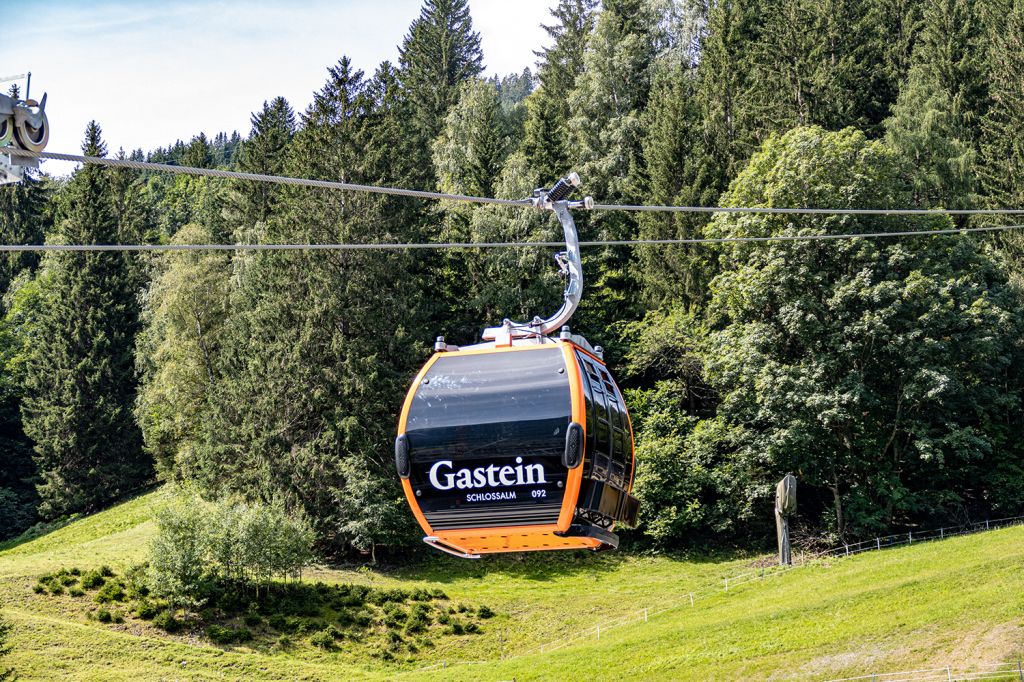 Detailansicht Gondel Schlossalmbahn - Die Bahn ist als Hausbahn von Bad Hofgastein natürlich ganzjährig in Betrieb. Und sie erfreut sich auch nicht nur im Winter, sondern auch im Sommer hoher Beliebtheit.  - © alpintreff.de - Christian Schön