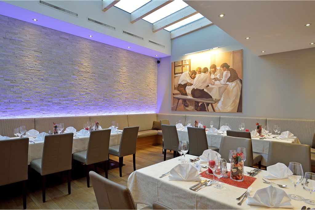 Wohlfühlhotel Schiestl - Fügenberg im Zillertal - Tirol - Angenehm speisen im Wohlfühlhotel Schiestl. - © Wohlfühlhotel Schiestl Wohlfühlhotel Schiestl - Fügenberg im Zillertal - Tirol - Angenehm speisen im Wohlfühlhotel Schiestl. - © Wohlfühlhotel Schiestl