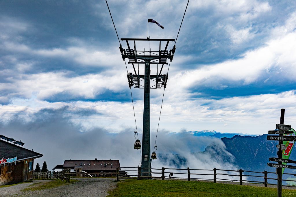 Wolkenverhangen - Am Besuchstag im August 2021 zog ein kleines Gewitter auf.  - © alpintreff.de - Silke Schön