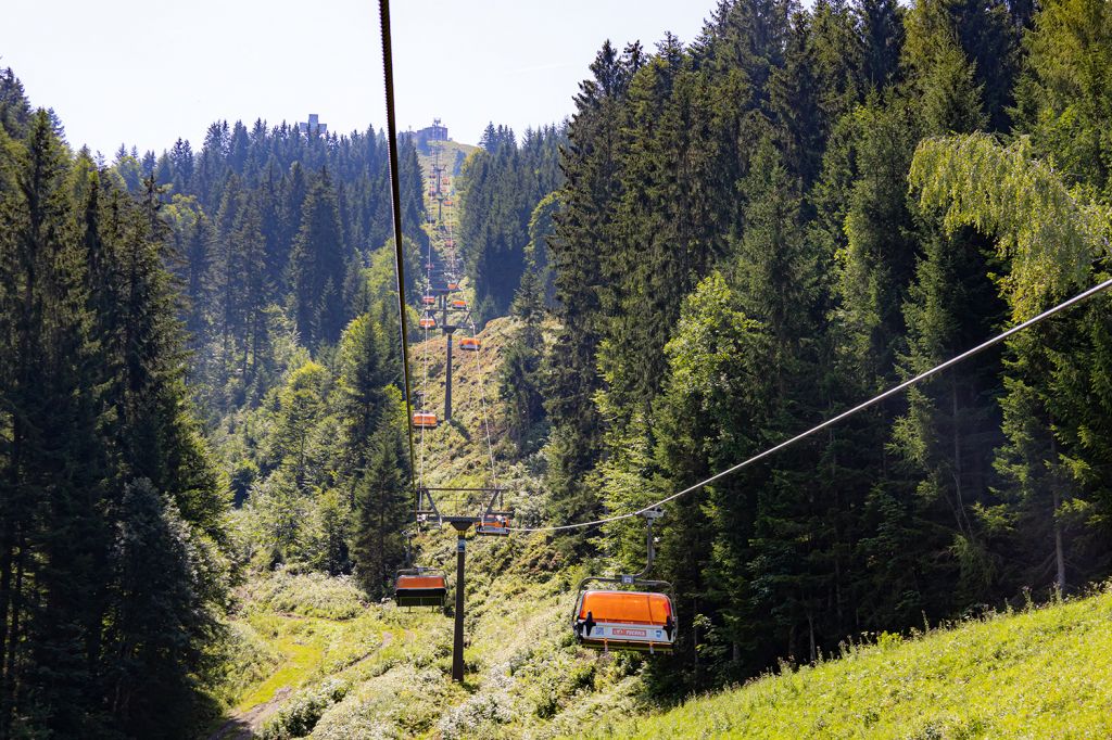 Streckenführung - Die Sesselbahn wurde im Jahr 1990 gebaut. Während der Fahrt legst Du 587 Höhenmeter zurück. - © alpintreff.de - Silke Schön