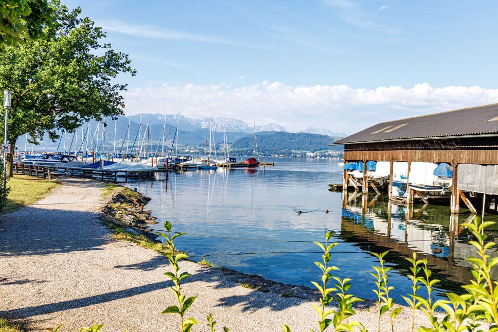 Bilder vom Traunsee - Oberösterreich - Die maximale Tiefe des Traunsees liegt bei 191 Metern. - © alpintreff.de - Christian Schön