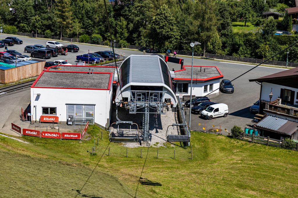 Kurz vor Schluß - Sicht auf die Talstation des Sesselliftes Gaisberg. - © alpintreff.de - Silke Schön Kurz vor Schluß - Sicht auf die Talstation des Sesselliftes Gaisberg. - © alpintreff.de - Silke Schön