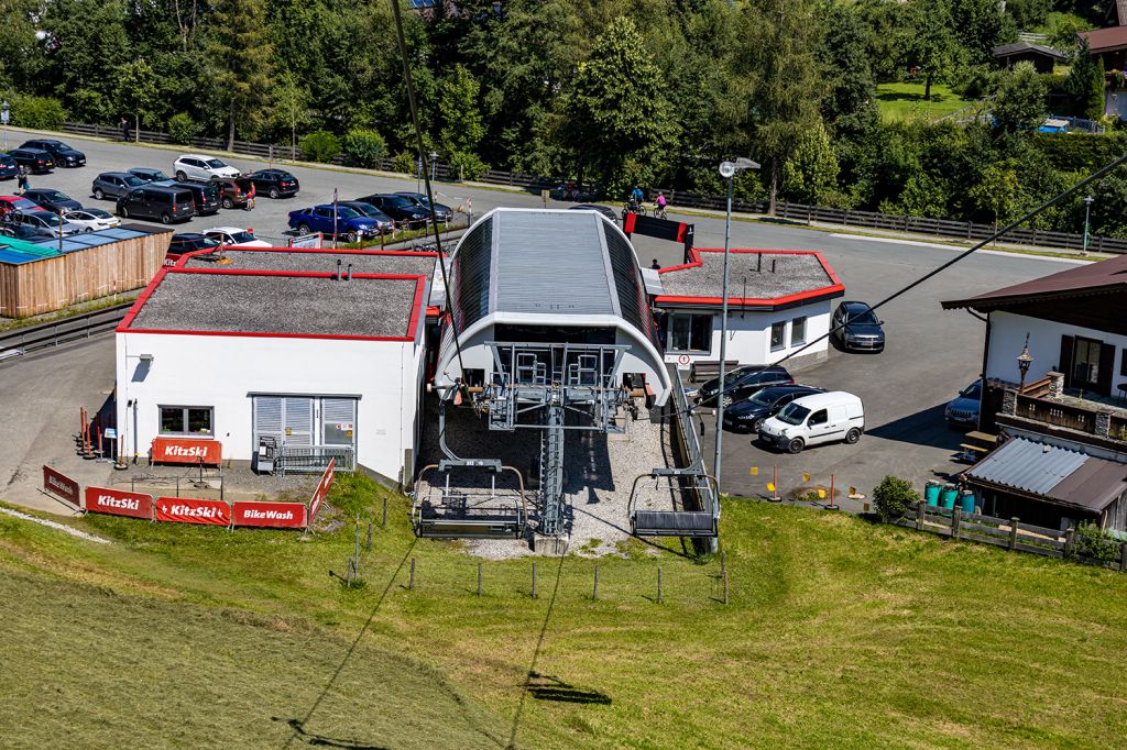 Kurz vor Schluß - Sicht auf die Talstation des Sesselliftes Gaisberg. - © alpintreff.de - Silke Schön