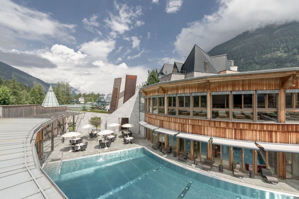 Aqua Dome - Längenfeld im Ötztal - Du möchtest ein Wellness-Wochenende der Extraklasse erleben? Dann buche Dich ins 4-Sterne-Aqua-Dome-Hotel ein.  - © Aqua Dome