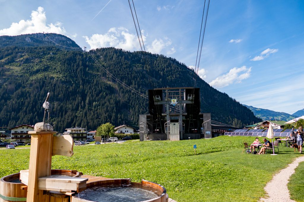 Ahornbahn Mayrhofen - Ahornbahn mit Penkenbahn im Hintergrund - © alpintreff.de / christian Schön