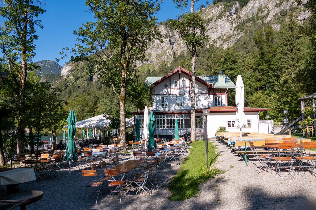 Der Thumsee in Bad Reichenhall - Der Seewirt am Thumsee weiß, wie man Gäste glücklich macht.  - © alpintreff.de - Christian Schön