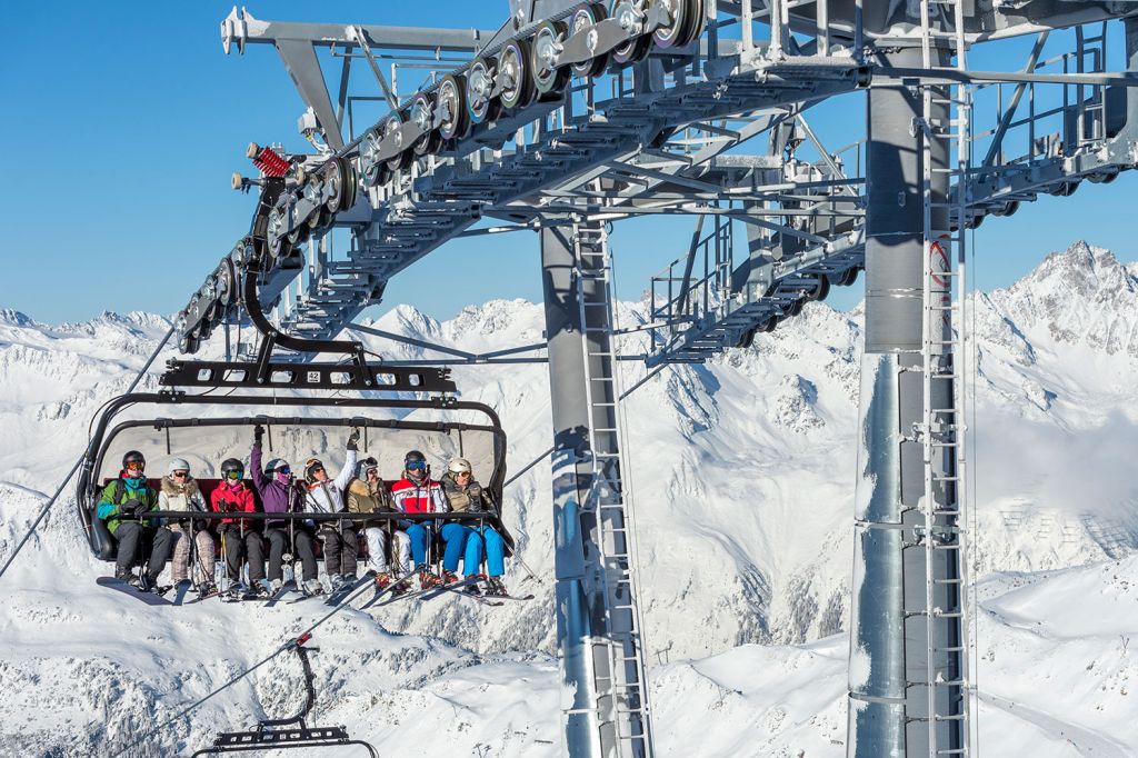 Flimjochbahn in Ischgl - Die letzte Stütze der Flimjochbahn vor der Bergstation - © TVB Paznaun - Ischgl Flimjochbahn in Ischgl - Die letzte Stütze der Flimjochbahn vor der Bergstation - © TVB Paznaun - Ischgl