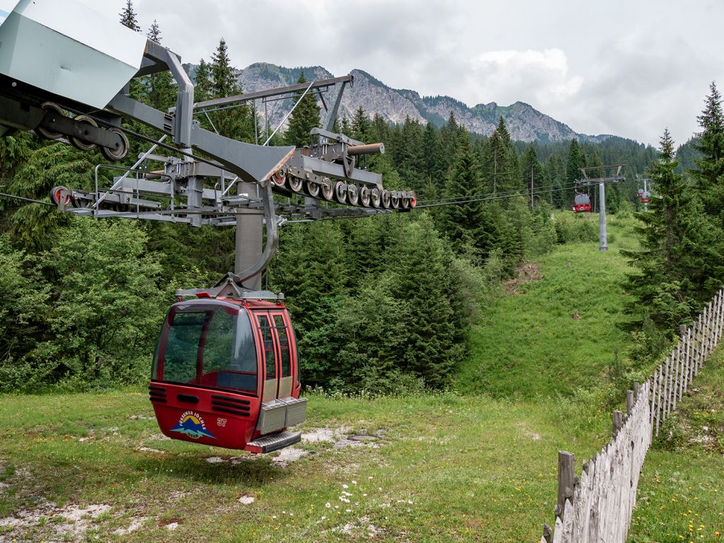 Talstation Gondelbahn Füssener Jöchle - Ausfahrt aus der Talstation Füssener Jöchle - © alpintreff.de / christian schön