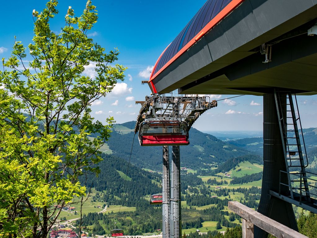 Bergstation der Iselerbahn - Bergstation der Iselerbahn in Oberjoch. Direkt an der Bergstation gibt es keine Restauration. - © alpintreff.de / christian schön Bergstation der Iselerbahn - Bergstation der Iselerbahn in Oberjoch. Direkt an der Bergstation gibt es keine Restauration. - © alpintreff.de / christian schön