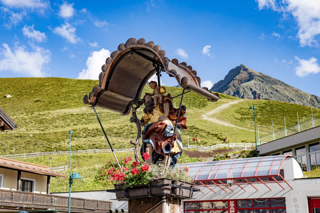 Kühtai in Tirol - Eindrücke aus dem Ort - Im Winter ist Kühtai aus diesem Grund das perfekte Skigebiet mit zahlreichen Bahnen und Pisten. Bereits 1893 begannen die ersten Urlauber, ihre Skiern in Kühtai zu benutzen.  - © alpintreff.de - Christian Schön