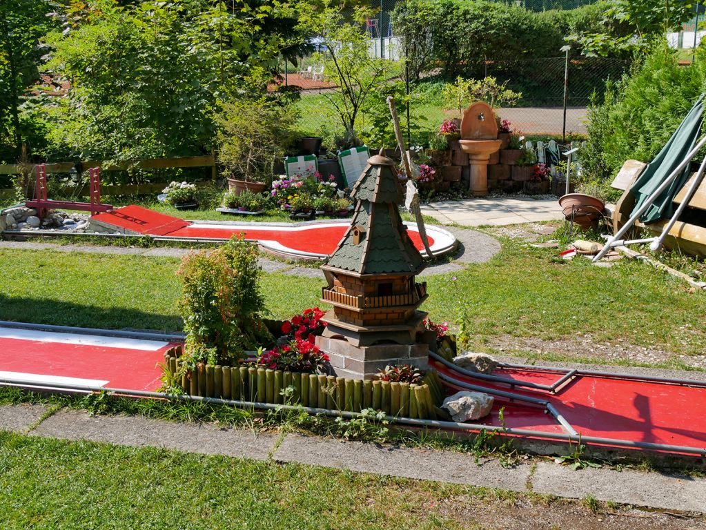 Minigolfanlage Bad Faulenbach - Füssen - Eine wunderschöne Anlage mit liebevoller Gestaltung. Das lassen wir so stehen. - © alpintreff.de / christian Schön