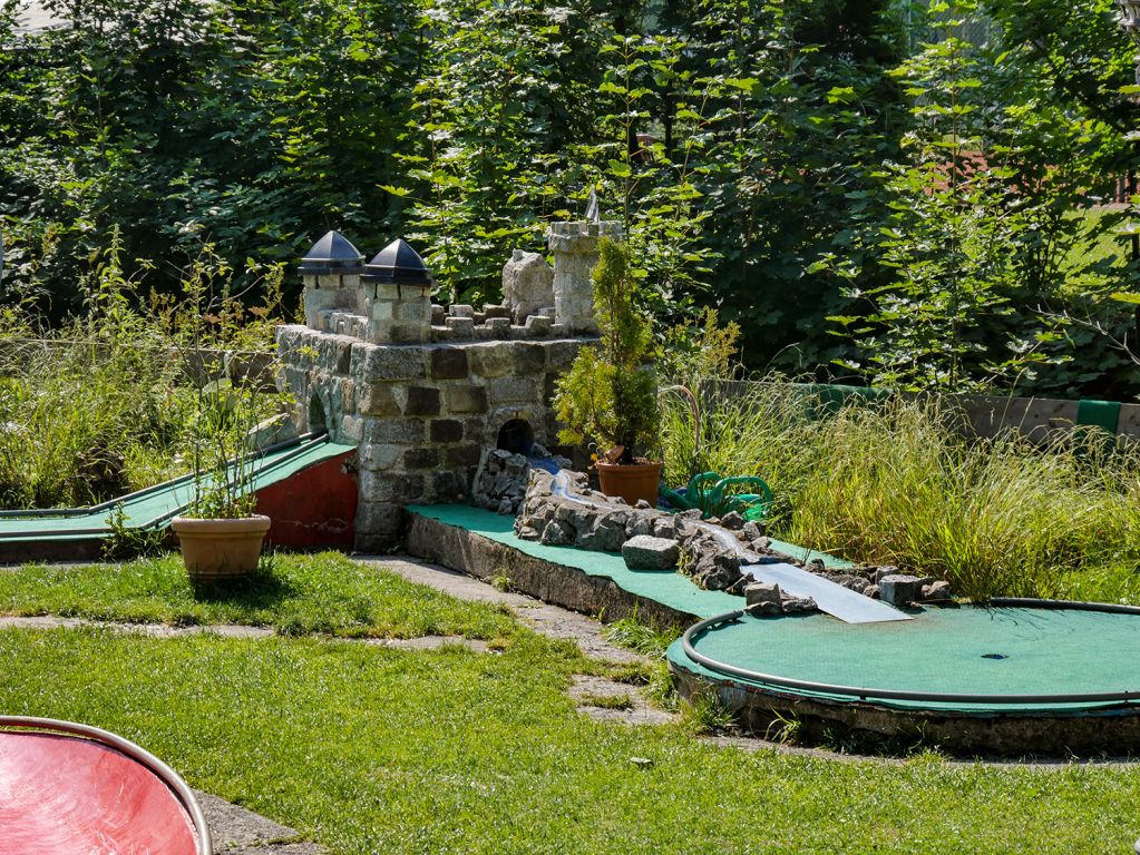 Minigolfanlage Bad Faulenbach - Füssen - Eine wunderschöne Anlage mit liebevoller Gestaltung. Das lassen wir so stehen. - © alpintreff.de / christian Schön