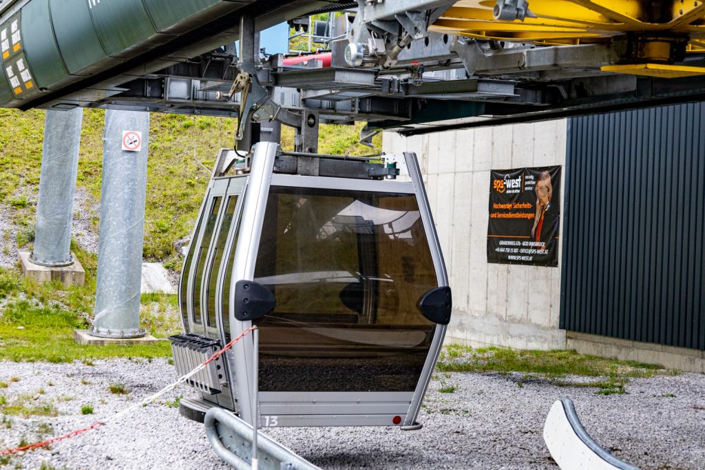 Muttereralmbahn - Mutters - Region Innsbruck - Bilder - Die Talstation liegt auf einer Höhe von 960 Metern. - © alpintreff.de - Christian Schön Muttereralmbahn - Mutters - Region Innsbruck - Bilder - Die Talstation liegt auf einer Höhe von 960 Metern. - © alpintreff.de - Christian Schön