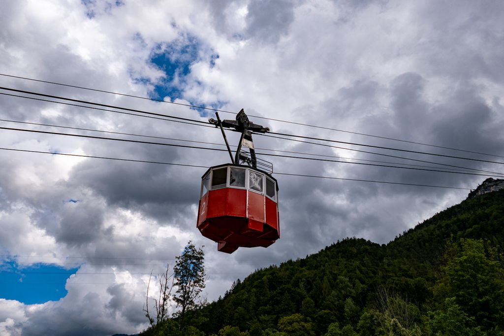 Predigtstuhlbahn Bad Reichenhall - Früher konnte man auf dem Predigtstuhl auch Ski fahren. Diese Zeiten sind allerdings längst passe. Zum Glück für die Bahn, denn in einem florierenden Skigebiet hätte sie sicherlich nicht überlebt. - © alpintreff.de / christian Schön