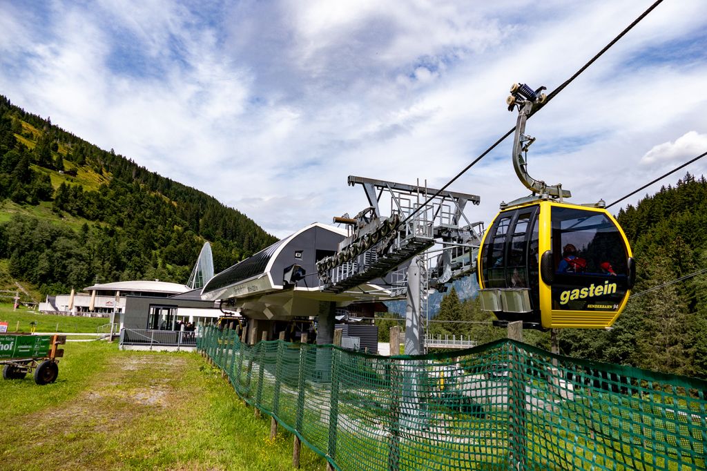 Senderbahn Angertal - Dass wir an einem Wanderschaukeltag da waren, war irgendwie reiner Zufall. An anderen Tagen sind die Senderbahn und die Kaserebenbahn nicht geöffnet. - © alpintreff.de / christian Schön Senderbahn Angertal - Dass wir an einem Wanderschaukeltag da waren, war irgendwie reiner Zufall. An anderen Tagen sind die Senderbahn und die Kaserebenbahn nicht geöffnet. - © alpintreff.de / christian Schön