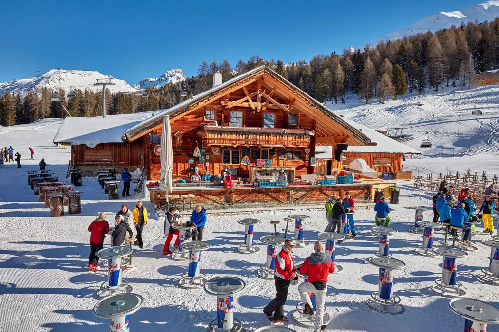 Skihütte Paznauner Taja - Ischgl - Apres Ski - Nur am Vormittag ists noch etwas ruhiger. - © TVB Paznaun - Ischgl Skihütte Paznauner Taja - Ischgl - Apres Ski - Nur am Vormittag ists noch etwas ruhiger. - © TVB Paznaun - Ischgl