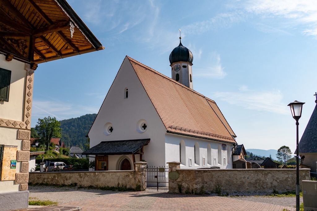 Wallgau - Ortskirche von Wallgau - © alpintreff.de / christian Schön