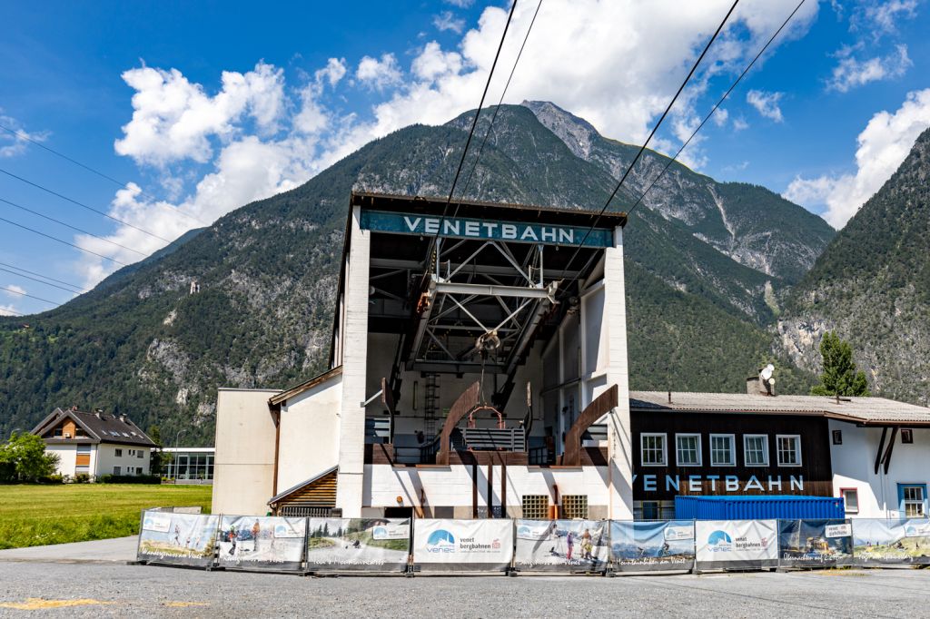 Venetseilbahn - Zams in Tirol - Bergbahn - Bilder 2022 - Die Fahrt mit der Venetbahn dauert ungefähr sechs Minuten. - © alpintreff.de - Christian Schön