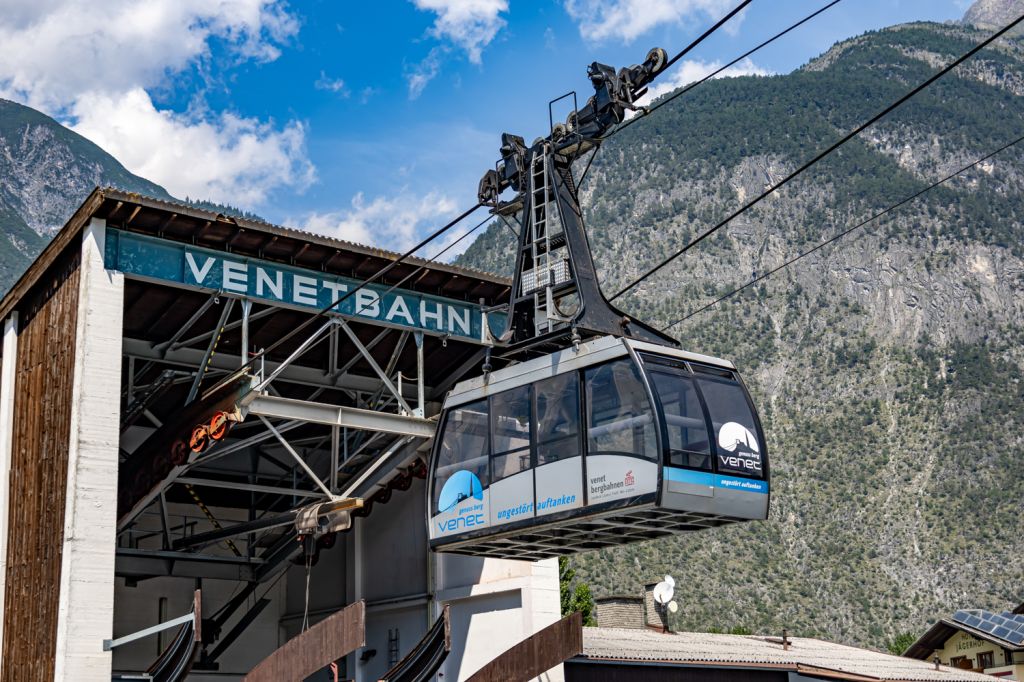 Venetseilbahn - Zams in Tirol - Bergbahn - Die Venetseilbahn liegt in Zams in der Region Tirol West. - © alpintreff.de - Christian Schön Venetseilbahn - Zams in Tirol - Bergbahn - Die Venetseilbahn liegt in Zams in der Region Tirol West. - © alpintreff.de - Christian Schön