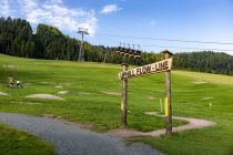 An der Talstation der Streubödenbahn liegt der Easy Park Oblingleiten. Zwei Lines stehen Dir zur Verfügung. • © alpintreff.de - Silke Schön