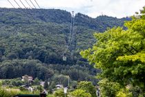 Seilbahn in Gmunden - Stattdessen führt heute eine Großkabinen Seilbahn mit Gondeln für 60 Personen auf den nur knapp 1.000 Meter hohen Grünberg.  • © alpintreff.de - Christian Schön
