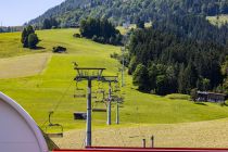 Die Talstation liegt am Ortsrand von Kirchberg, ist aber leicht erreichbar (da gut ausgeschildert). • © alpintreff.de - Silke Schön