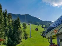 Im Jahr 2008 wurde die zweite Sektion auf die Hohe Salve gebaut und löste damit gleich zwei Sessellifte auf einer insgesamt wesentlich kürzeren Trasse ab. • © alpintreff.de / christian Schön