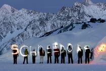 Ein recht ungewöhnliches und eiskaltes Dorf findest Du im Ötztal.Und zwar ein Igludorf.  • © schneedorf.com