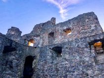 Burgfreunde - Der Besuch der Burg Hohenfreyberg in Eisenberg ist für Geschichtsfans ein Muss. • © Renate Carré