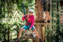 Der längste Flying Fox ist 110 Meter lang und Du fliegst über die Rosanna. • © TVB St. Anton, Patrick Bätz