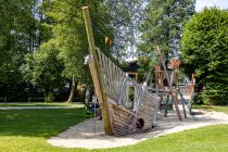 Spielplatz im Almeida Park - Die Kinder toben derweil auf dem Spielplatz. • © alpintreff.de - Christian Schön