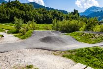 Nebenan wartet die Erfrischung - Sommertipp: Der Ahornsee liegt nur ein paar Meter entfernt.
  • © alpintreff.de - Silke Schön